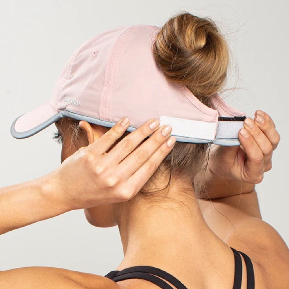 Ponyflo Performance Ponytail Hat Pink Reflective - Picture 3 of 8